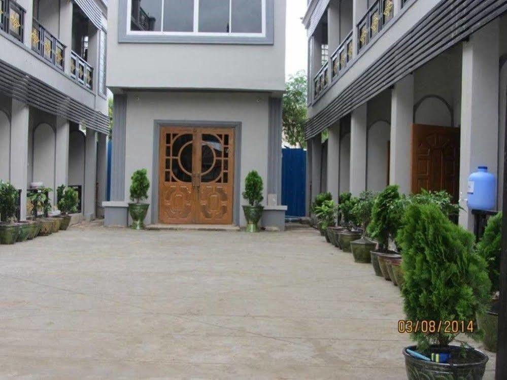 Inlay Palace Hotel Nyaung Shwe Dış mekan fotoğraf